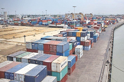 চট্টগ্রামে চলছে পরিবহন শ্রমিকদের কর্মবিরতি